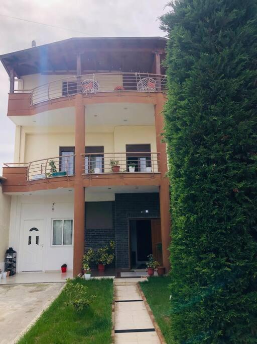 Villa Uklala Kamez Exterior foto
